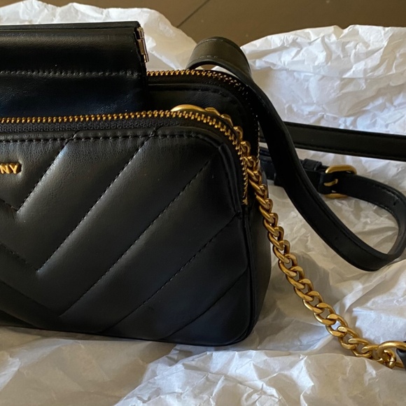 BRAND NEW DKNY Veronica MD Shoulder purse - Picture 6 of 9